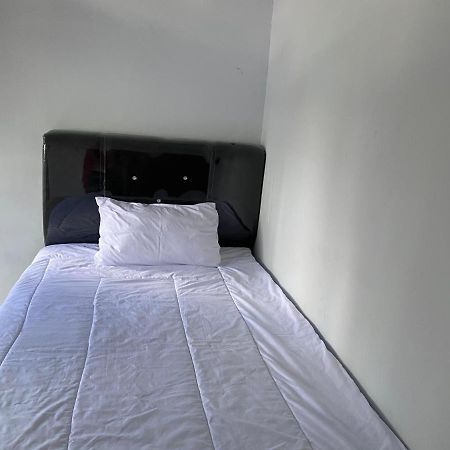 Khalisa Home Syariah Pontianak Exterior foto