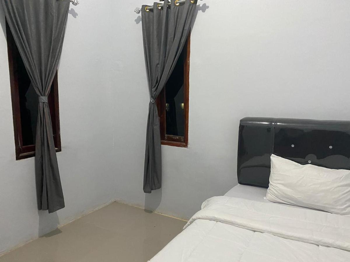 Khalisa Home Syariah Pontianak Exterior foto