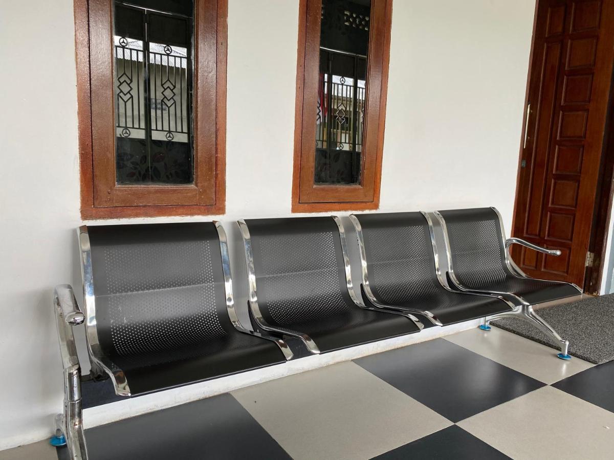 Khalisa Home Syariah Pontianak Exterior foto